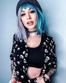 Roxanne Emery