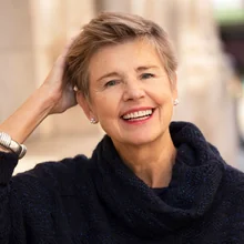 Sally Helgesen